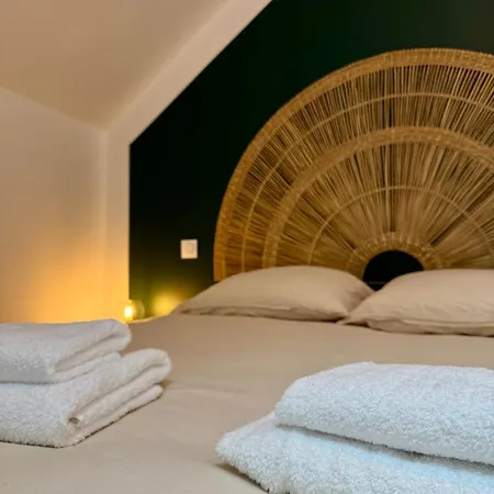 Le Grenier D'antan - Near Mont-saint-michel Apartment *